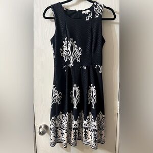 🛍️New York & Company XS Navy Blue and White Sleeveless Dress